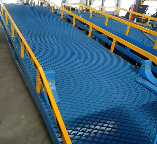 桥头镇移动式液压登车桥